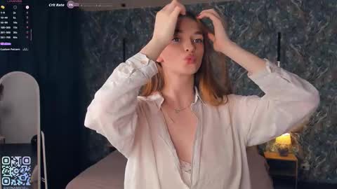 Mona online show from November 6, 7:31 pm