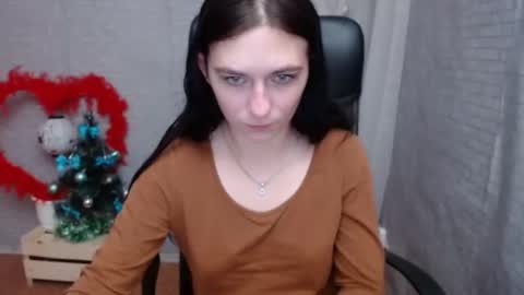 monakali online show from December 18, 7:26 am