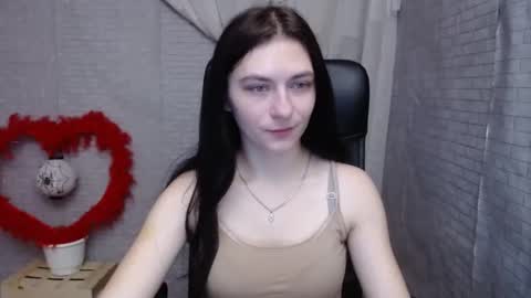 monakali online show from February 14, 7:28 am