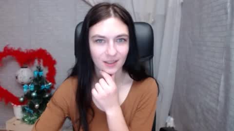 monakali online show from December 17, 7:29 am