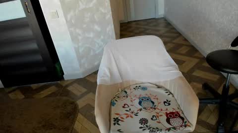 monica_weisss online show from March 7, 11:18 am