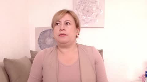 Mony online show from October 22, 12:43 pm