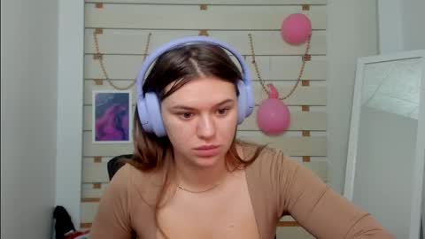 Monika online show from February 19, 1:39 pm