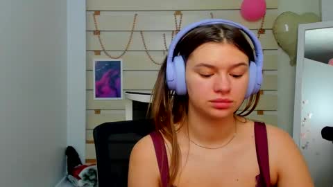 Monika online show from February 13, 1:26 pm