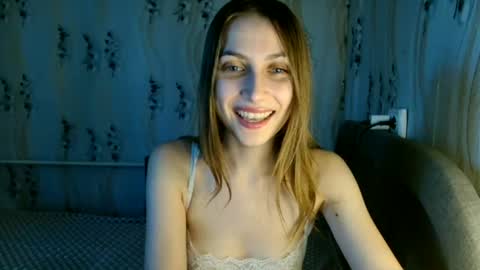 MonikaMilly online show from July 4, 2:24 pm