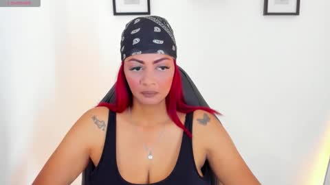 monserrat__1 online show from April 20, 8:34 pm