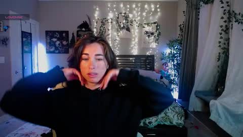 Lydia Mooney online show from January 15, 2:06 am