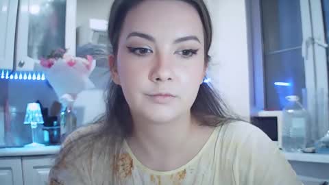 moodiemira online show from October 6, 3:07 pm