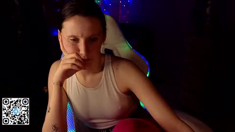 Lola online show from January 31, 4:59 pm