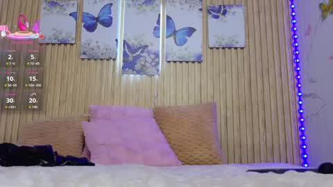 Moon online show from April 8, 11:45 am