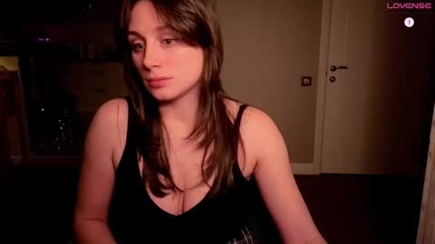 Luna  online show from November 11, 9:34 pm