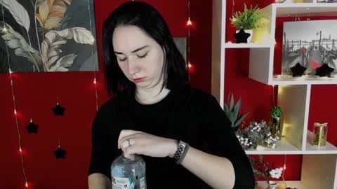 Diana online show from December 30, 2:40 pm