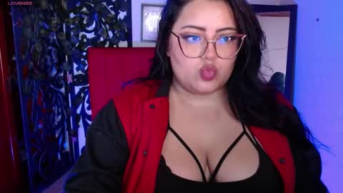 moon_sunflowers online show from November 4, 3:44 am