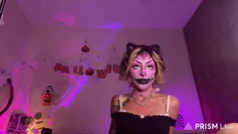 Cinna online show from October 24, 11:56 pm