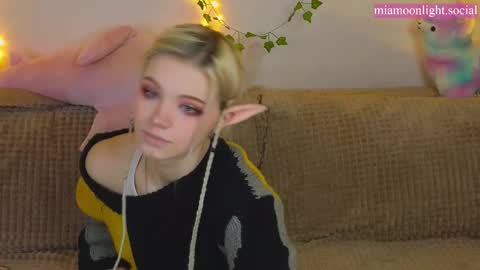 Mia   online show from March 12, 4:24 pm