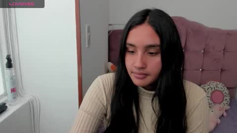 morena_rodriguez_9 online show from October 27, 7:08 pm