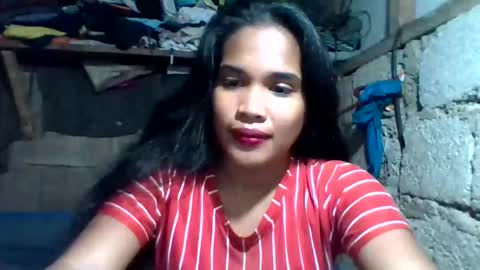 morenagirlpinay18 online show from April 17, 1:08 am