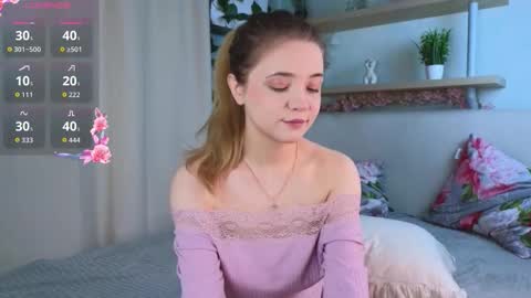 Mary3 online show from November 23, 3:47 pm