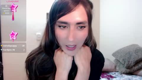 Moriah online show from December 11, 7:36 pm