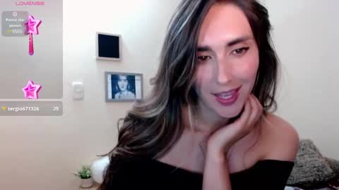 Moriah online show from December 26, 7:49 pm