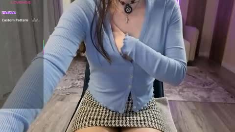 Anna online show from April 18, 3:03 pm