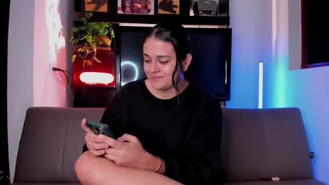 Laura online show from September 15, 3:59 am