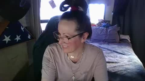 mrjshquinn online show from February 25, 10:19 pm