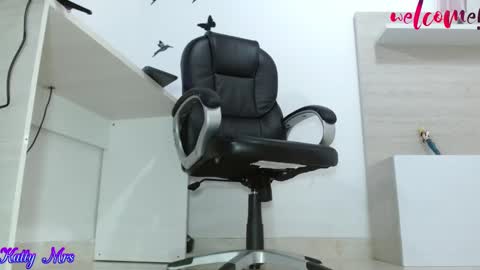 Tell me Katty  online show from March 6, 5:00 pm