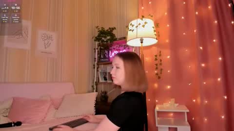 Eva 3 online show from December 2, 12:40 pm