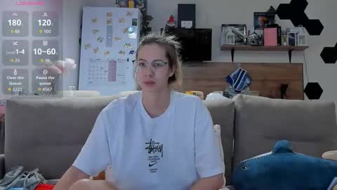 Ms ForYOU online show from December 1, 4:49 am