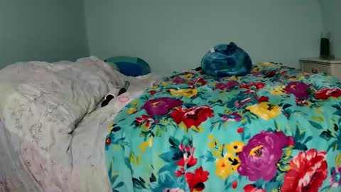 missqueenbbw online show from December 4, 4:15 am