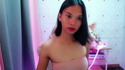 andrea online show from May 4, 5:33 am