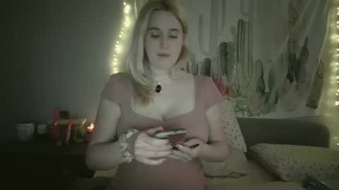 msclairewhatever online show from October 7, 3:55 am