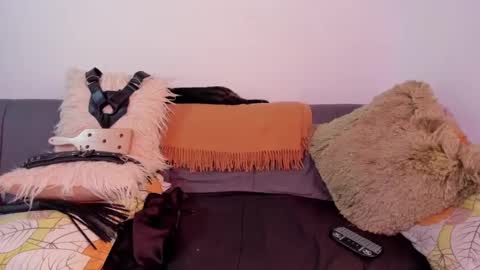 Miss Justine online show from December 12, 7:48 pm