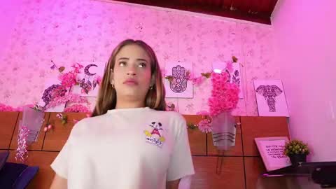 Manuela  online show from September 20, 3:27 am