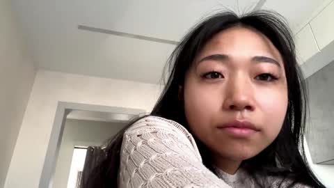 Mia online show from March 31, 10:21 pm