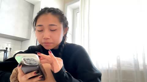 Mia online show from February 25, 3:38 am