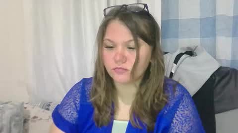 musechic_wild online show from February 4, 8:45 pm