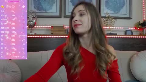 Luna  online show from November 5, 7:30 pm