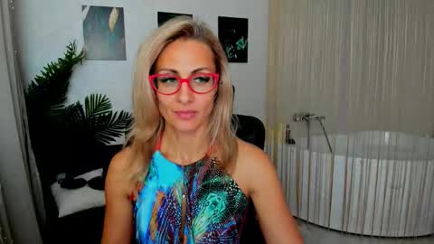 Diana online show from October 2, 12:32 pm