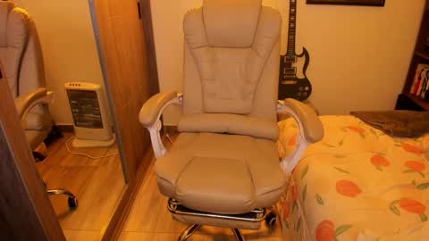 VALENTINA Luna  online show from October 18, 4:04 am