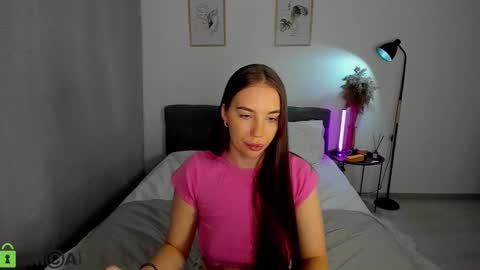 katie online show from December 20, 10:54 pm