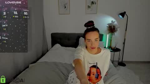 katie online show from December 11, 10:16 pm