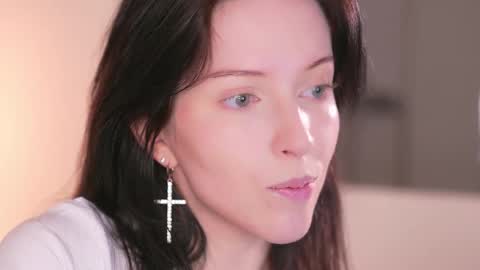 STELLA online show from November 13, 5:01 pm