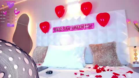 Mariana Evans online show from February 14, 11:53 am