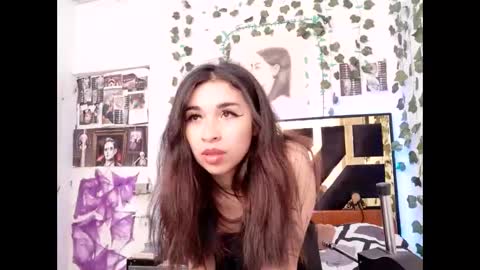 miagosling  NTMU  Dont forget follow me  online show from November 3, 10:03 pm