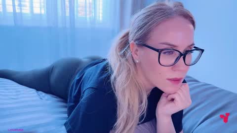 Mya-be Yours P online show from October 7, 3:49 pm