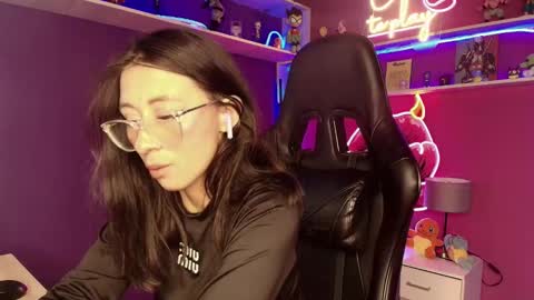 Milly Cute online show from March 3, 4:51 am