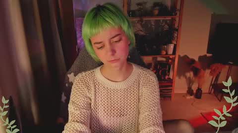 MylaFlores online show from March 8, 12:53 am