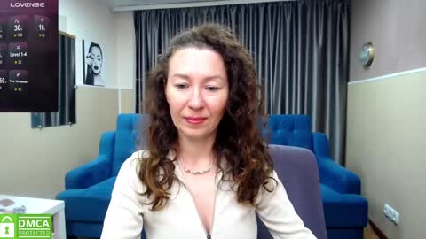 MyrtleGirl 5 online show from December 22, 9:55 am